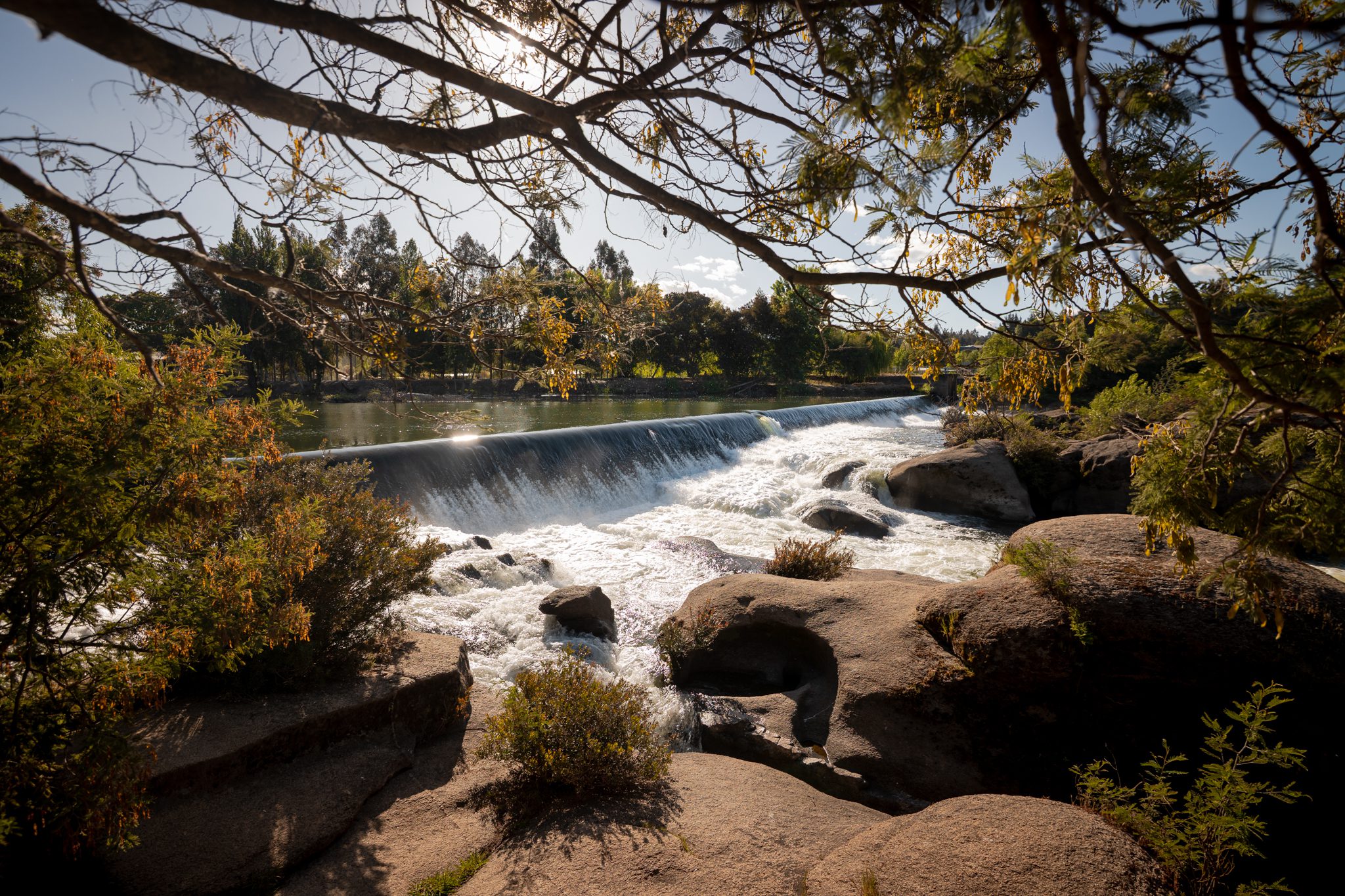 La Cascada Licura Bajo