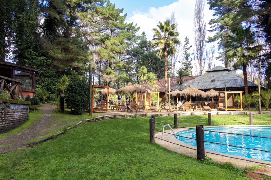 Complejo Turístico Valle del Sol – Restaurante Entre Pinos